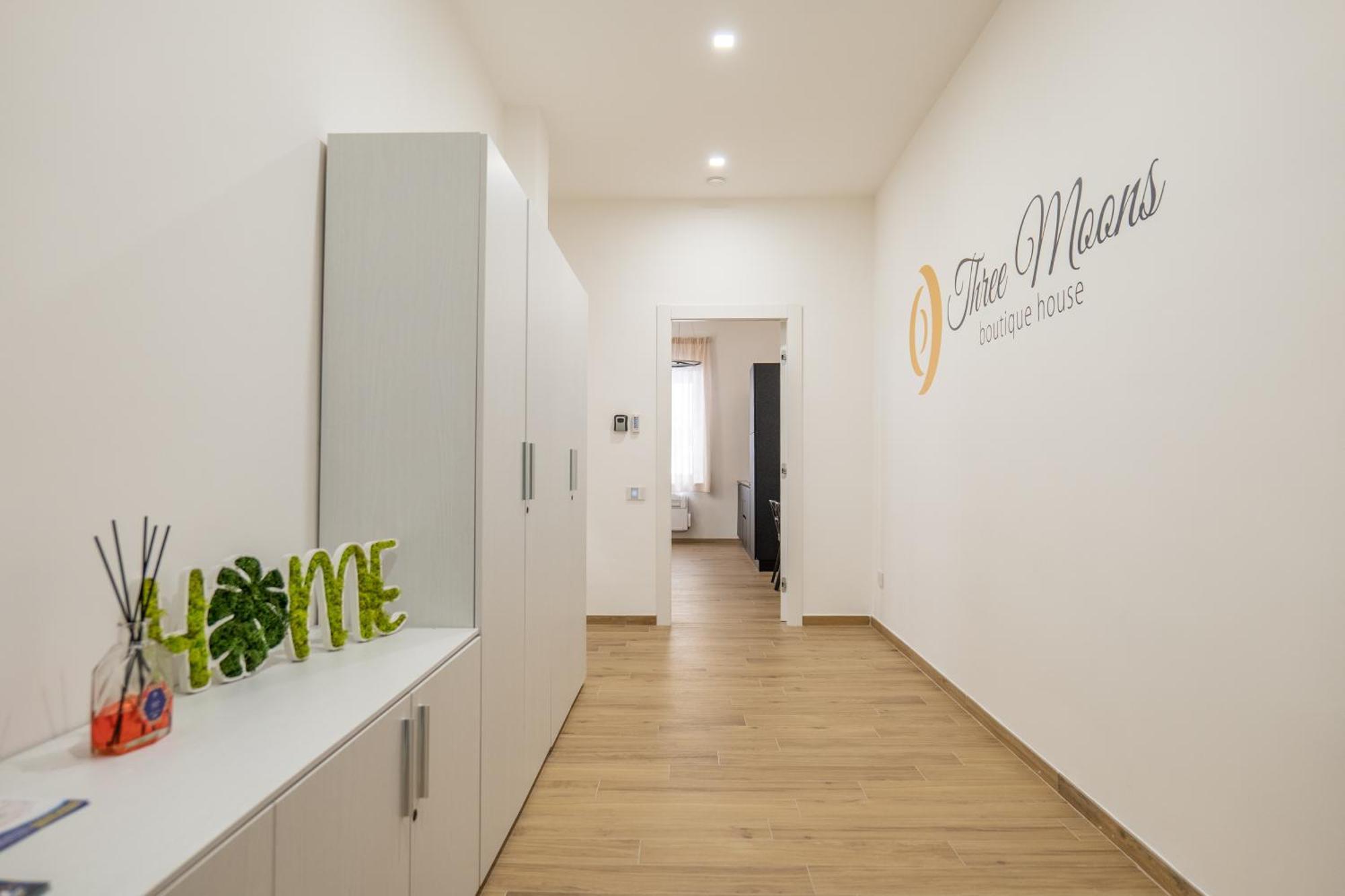 דירות סלרנו Three Moons Boutique House/Calypso מראה חיצוני תמונה