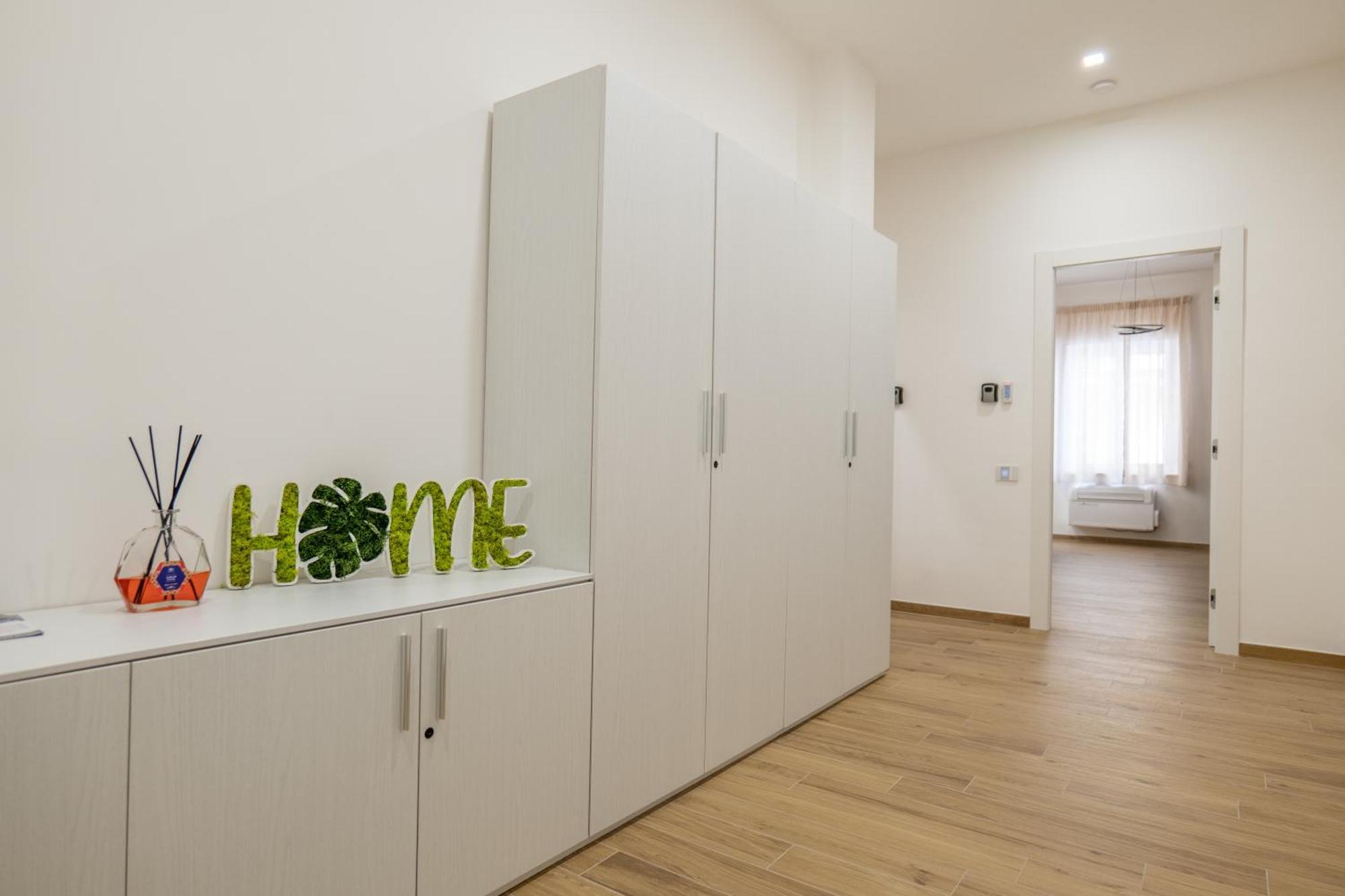 דירות סלרנו Three Moons Boutique House/Calypso מראה חיצוני תמונה